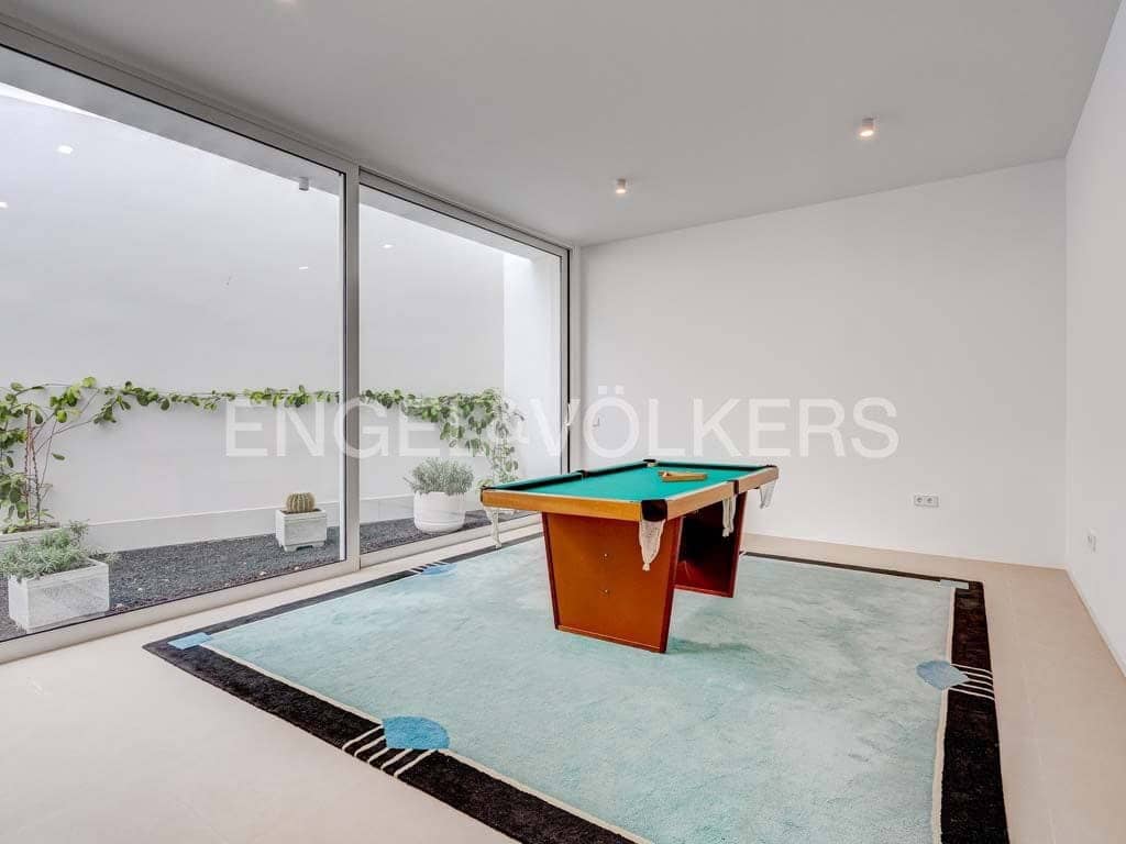 5 soverom Villa til salgs i Costa Adeje med svømmebasseng garasje - € 6 500 000 (Ref: 8389480)