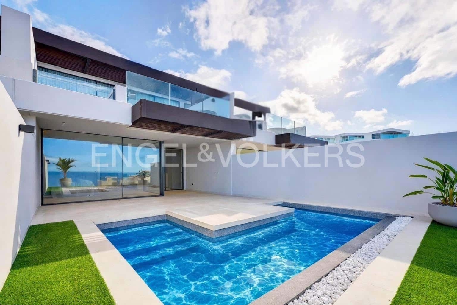 2 sovrum Lägenhet till salu i Callao Salvaje med pool - 1 060 000 € (Ref: 8413895)