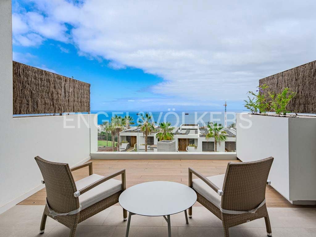 3 soveværelse Lejlighed til salg i Guia de Isora med swimmingpool - € 1.299.000 (Ref: 8413896)