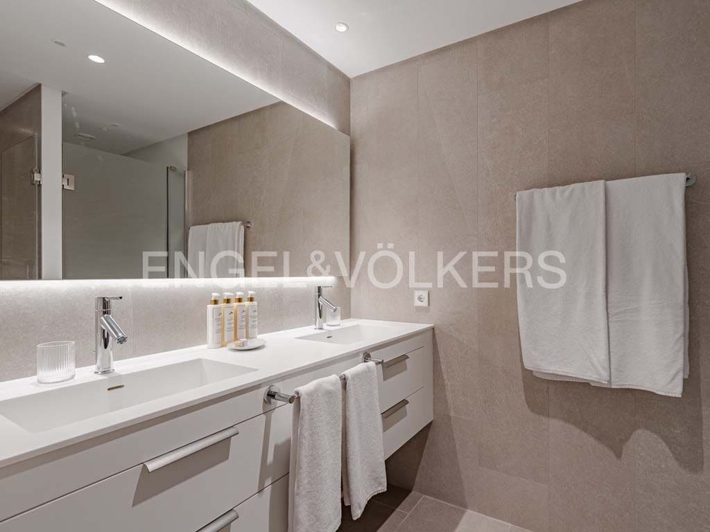 3 soveværelse Lejlighed til salg i Guia de Isora med swimmingpool - € 1.299.000 (Ref: 8413896)