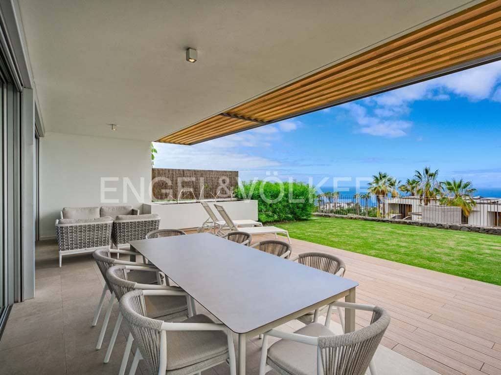 3 soveværelse Lejlighed til salg i Guia de Isora med swimmingpool - € 1.299.000 (Ref: 8413896)