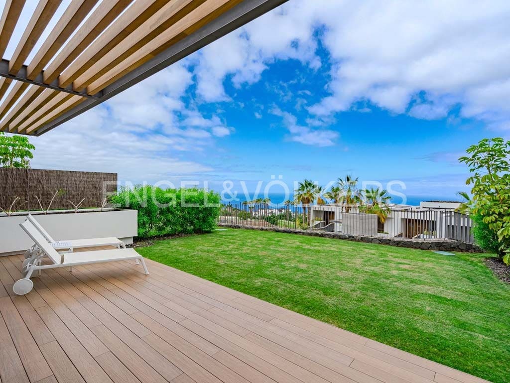 3 soveværelse Lejlighed til salg i Guia de Isora med swimmingpool - € 1.299.000 (Ref: 8413896)