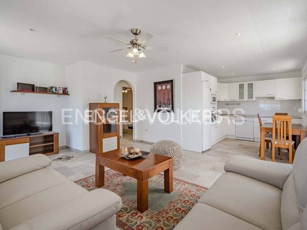 12 soverom Villa til salgs i Alcala med svømmebasseng - € 9 400 000 (Ref: 8437497)