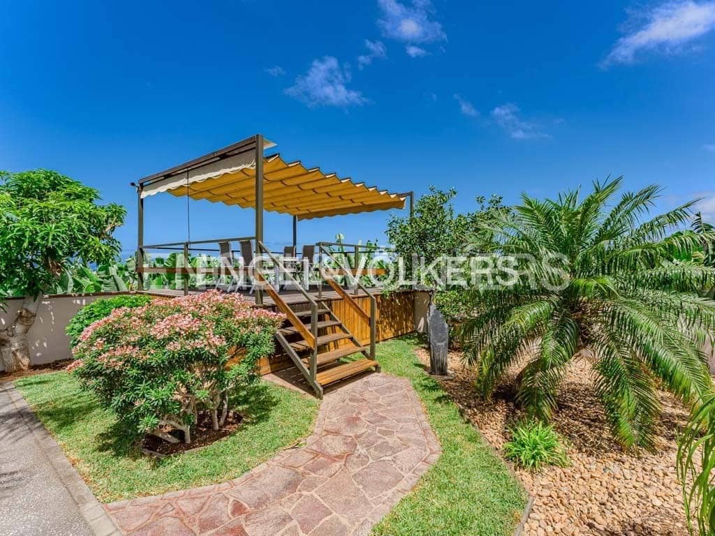 12 soverom Villa til salgs i Alcala med svømmebasseng - € 9 400 000 (Ref: 8437497)