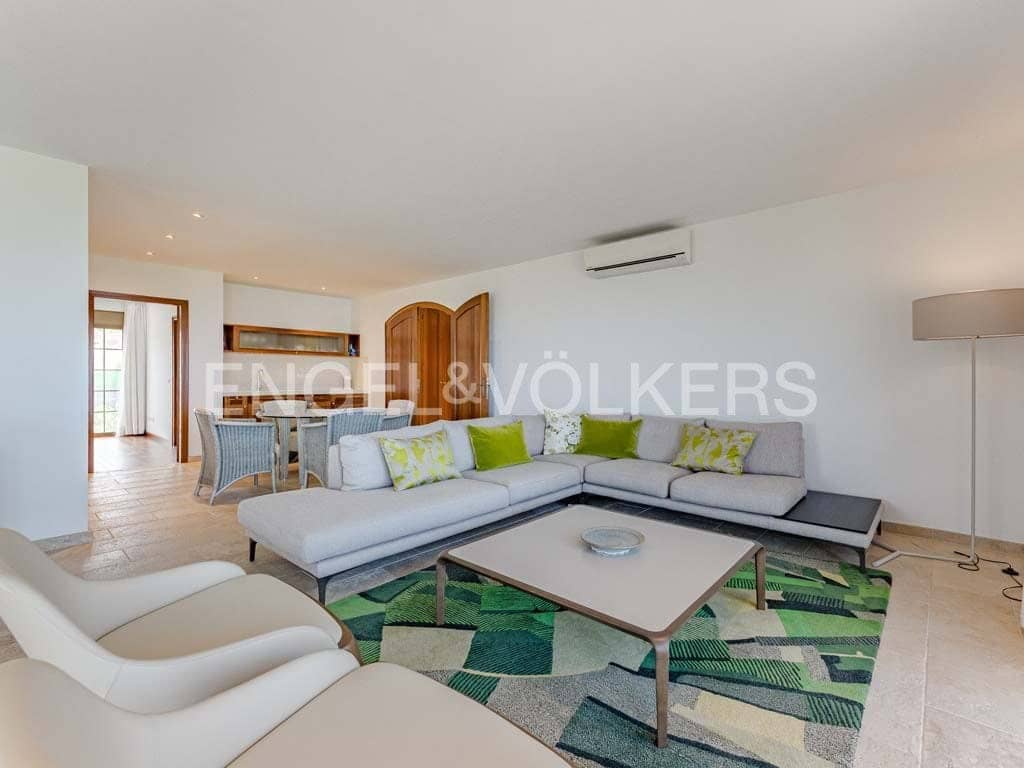 12 soveværelse Villa til salg i Alcala med swimmingpool - € 9.400.000 (Ref: 8437497)