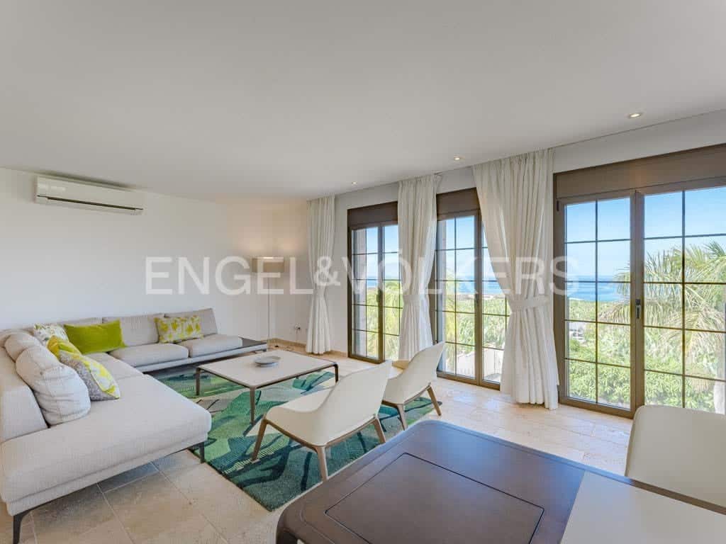 12 soveværelse Villa til salg i Alcala med swimmingpool - € 9.400.000 (Ref: 8437497)