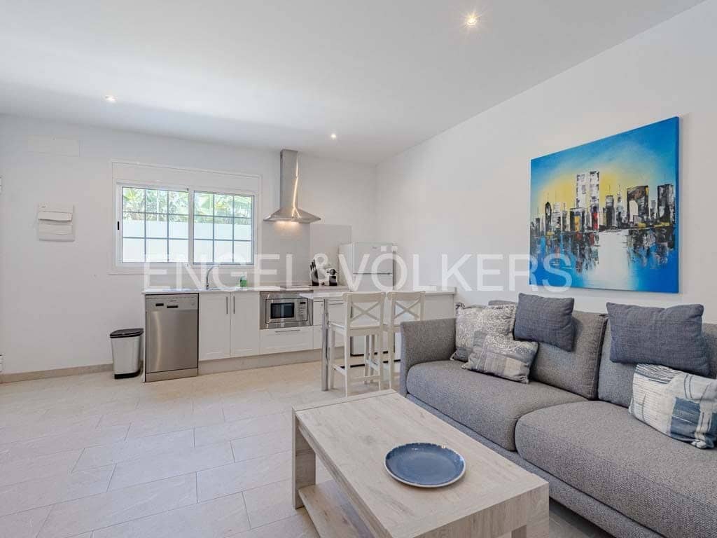 12 soveværelse Villa til salg i Alcala med swimmingpool - € 9.400.000 (Ref: 8437497)