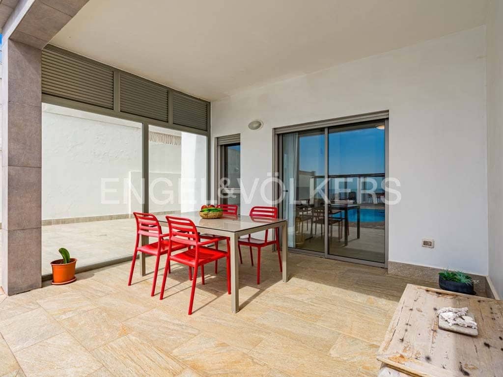 2 slaapkamer Appartement te koop in Poris de Abona met zwembad garage - € 561.000 (Ref: 8437885)