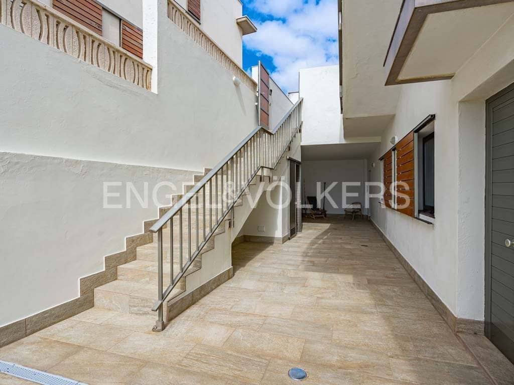 2 slaapkamer Appartement te koop in Poris de Abona met zwembad garage - € 561.000 (Ref: 8437885)