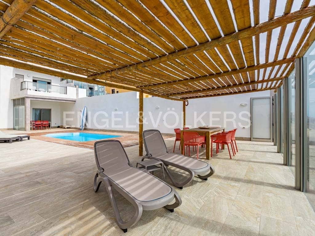 2 slaapkamer Appartement te koop in Poris de Abona met zwembad garage - € 561.000 (Ref: 8437885)