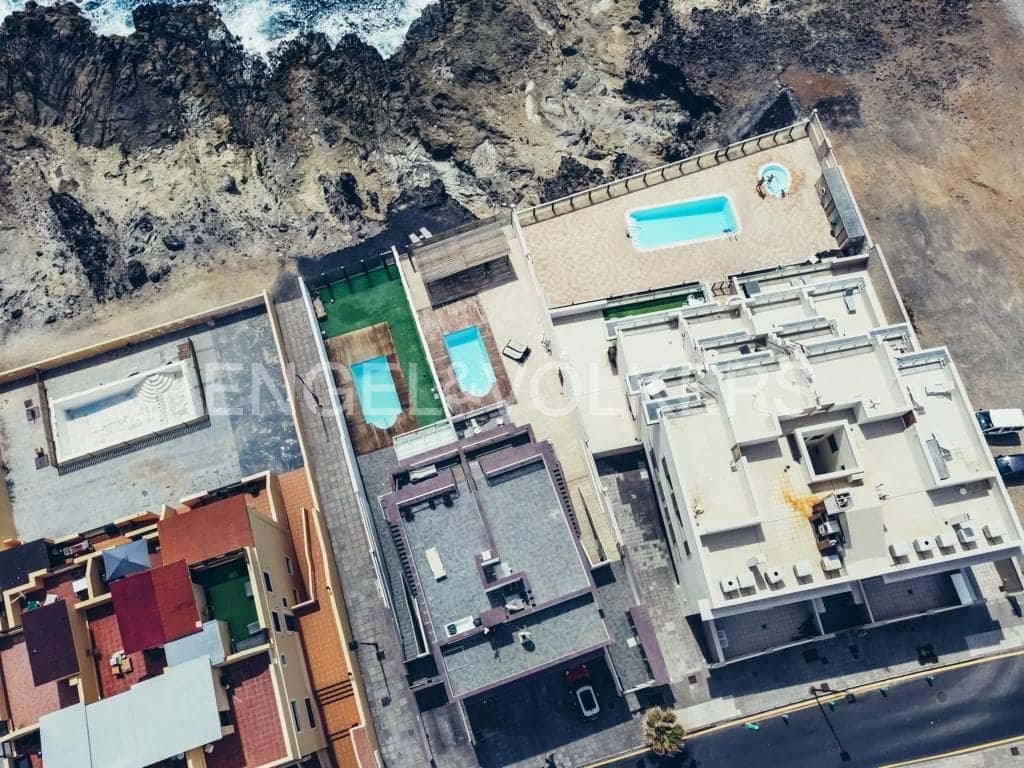 2 slaapkamer Appartement te koop in Poris de Abona met zwembad garage - € 561.000 (Ref: 8437885)