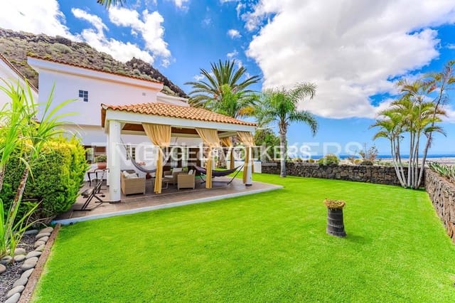 9 sovrum Villa till salu i Guaza, Arona med pool - 1 498 000 € (Ref: 8461067)