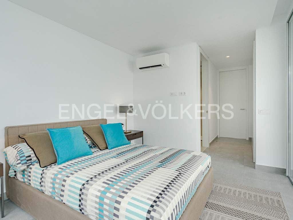 3 soverom Villa til salgs i Costa Adeje med svømmebasseng - € 1 590 000 (Ref: 8500579)