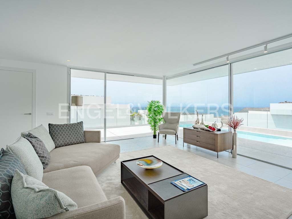 3 soverom Villa til salgs i Costa Adeje med svømmebasseng - € 1 590 000 (Ref: 8500579)