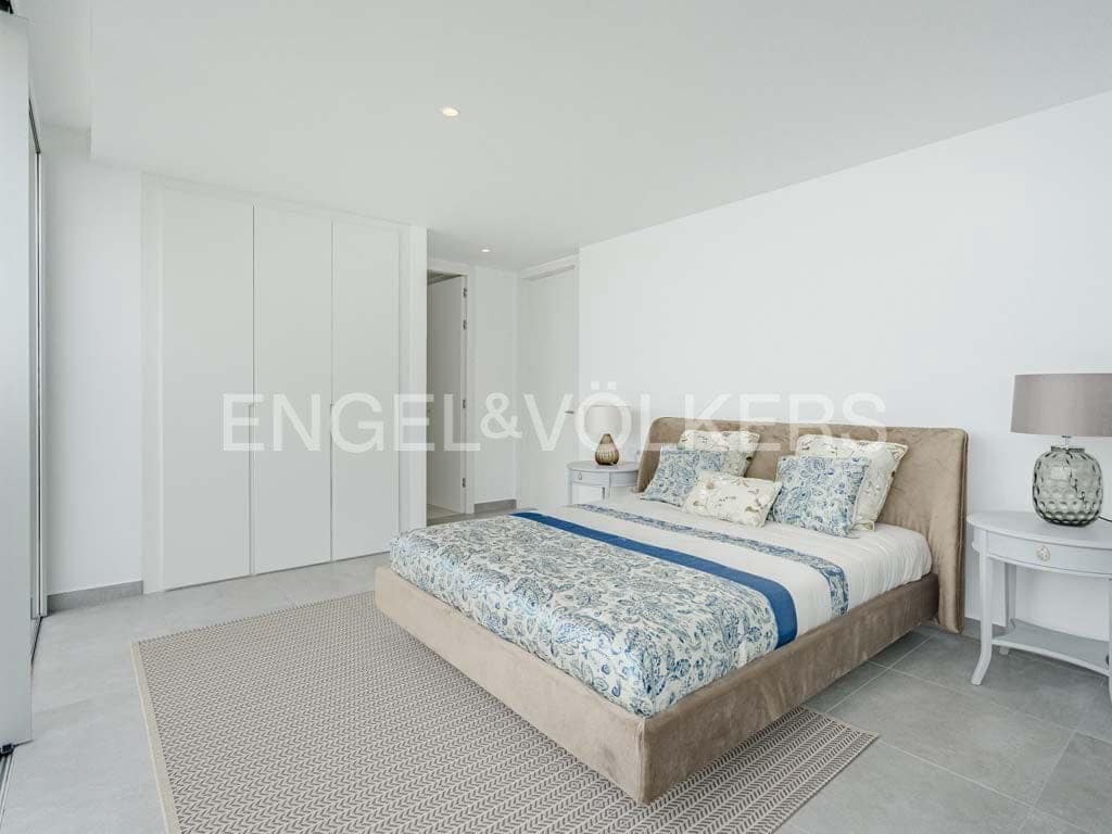 3 soverom Villa til salgs i Costa Adeje med svømmebasseng - € 1 590 000 (Ref: 8500579)