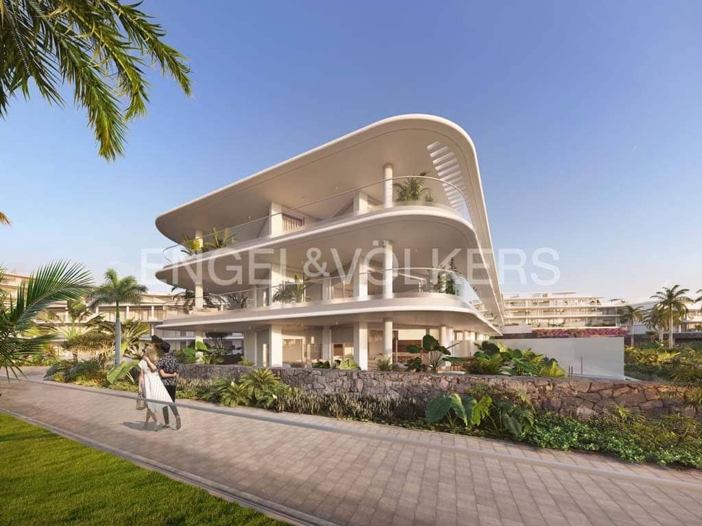 4 bedroom Apartment for sale in Playa San Juan with pool - € 1,080,000 (Ref: 8535985)