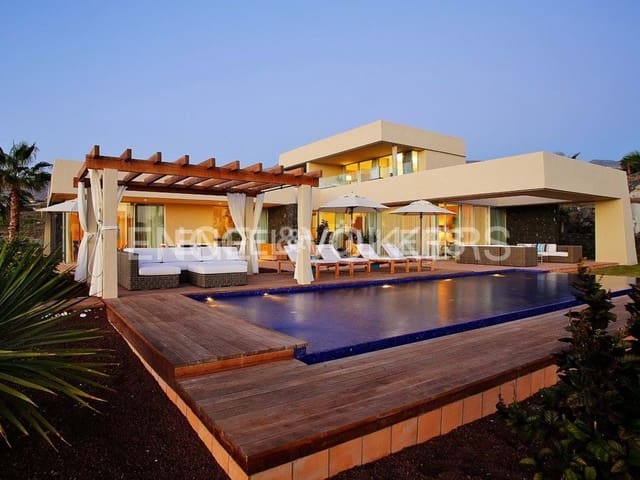 Undeveloped Land for sale in Guía de Isora - € 830,000 (Ref: 8535990)