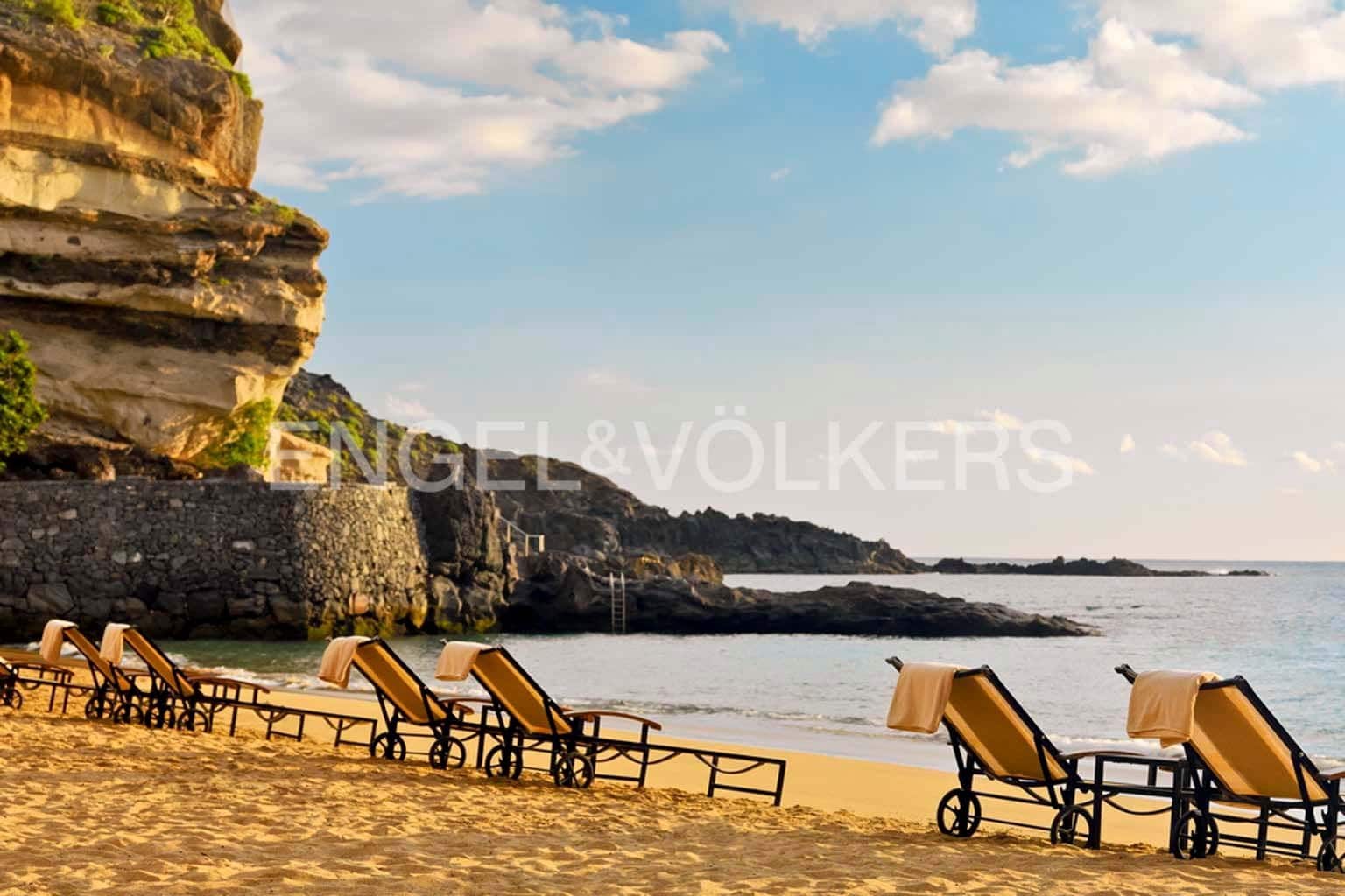 Grond te koop in Guia de Isora - € 830.000 (Ref: 8535990)