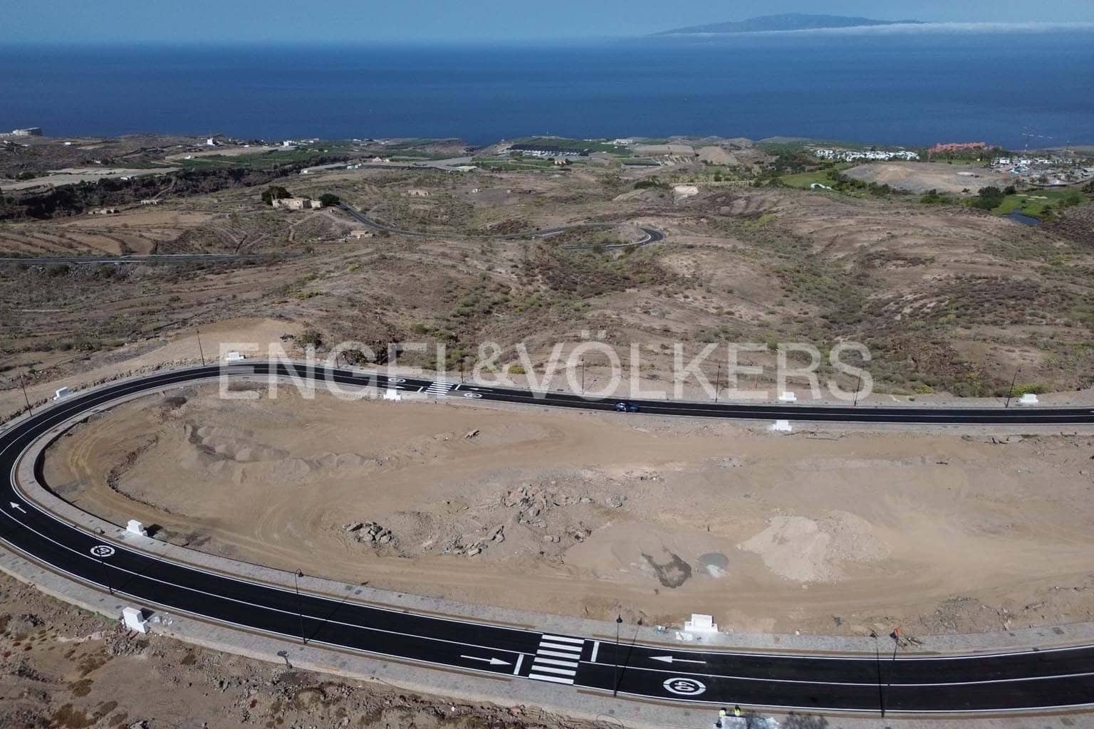 Teren niezagospodarowany na sprzedaż w Guia de Isora - 830 000 € (Ref: 8535990)
