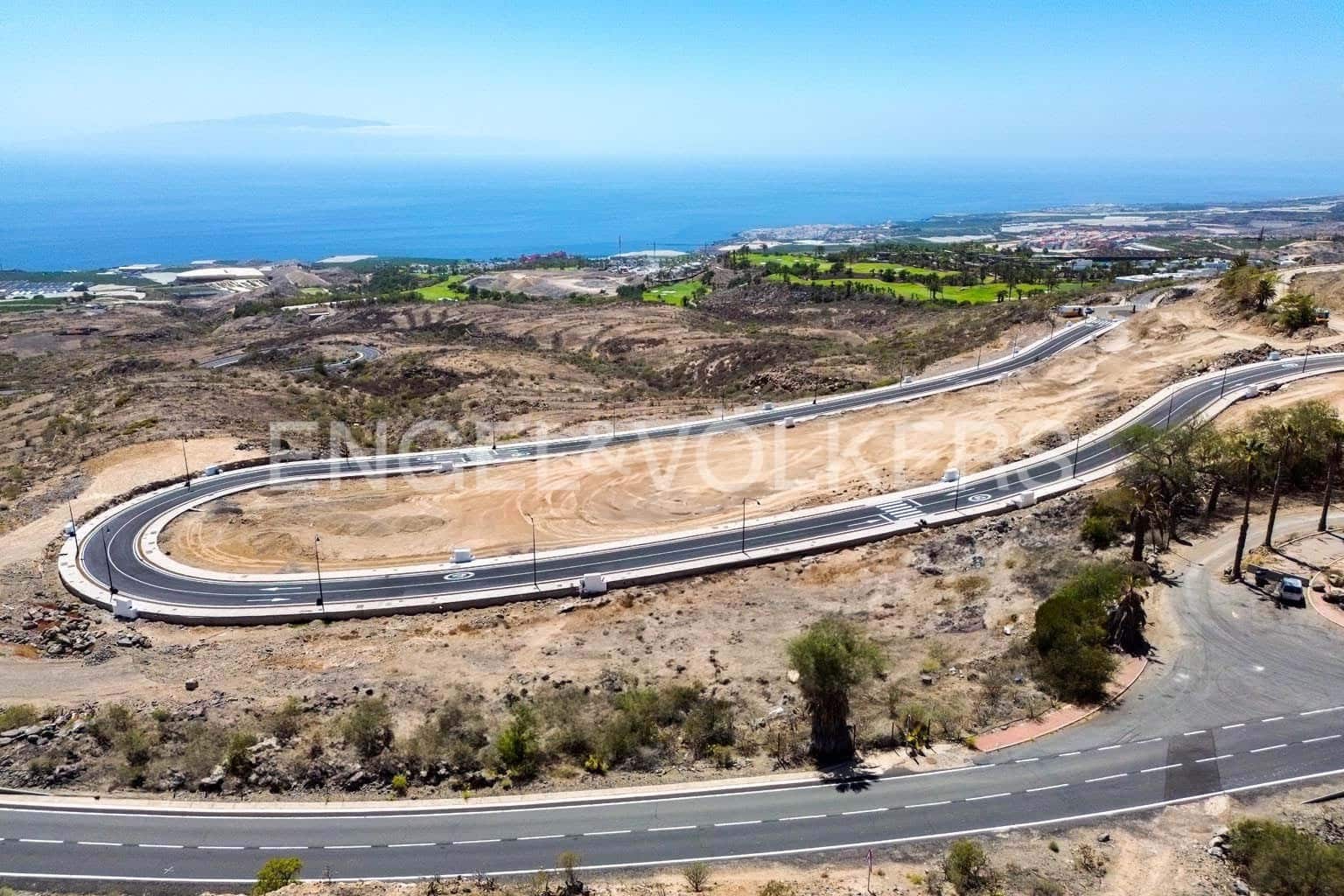 Teren niezagospodarowany na sprzedaż w Guia de Isora - 830 000 € (Ref: 8535990)