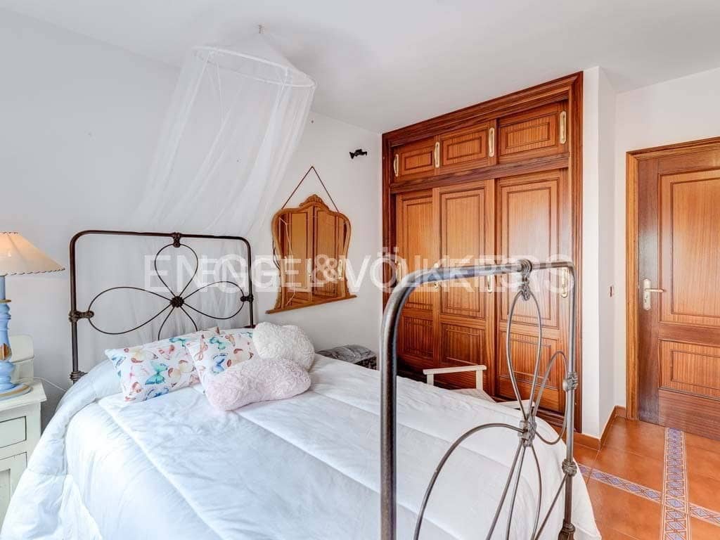 5 soveværelse Villa til salg i Santiago del Teide med garage - € 995.000 (Ref: 8535991)