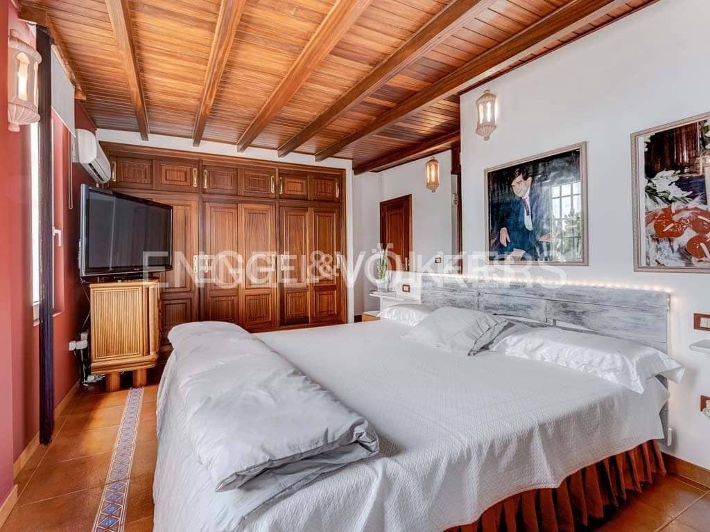 5 soveværelse Villa til salg i Santiago del Teide med garage - € 995.000 (Ref: 8535991)