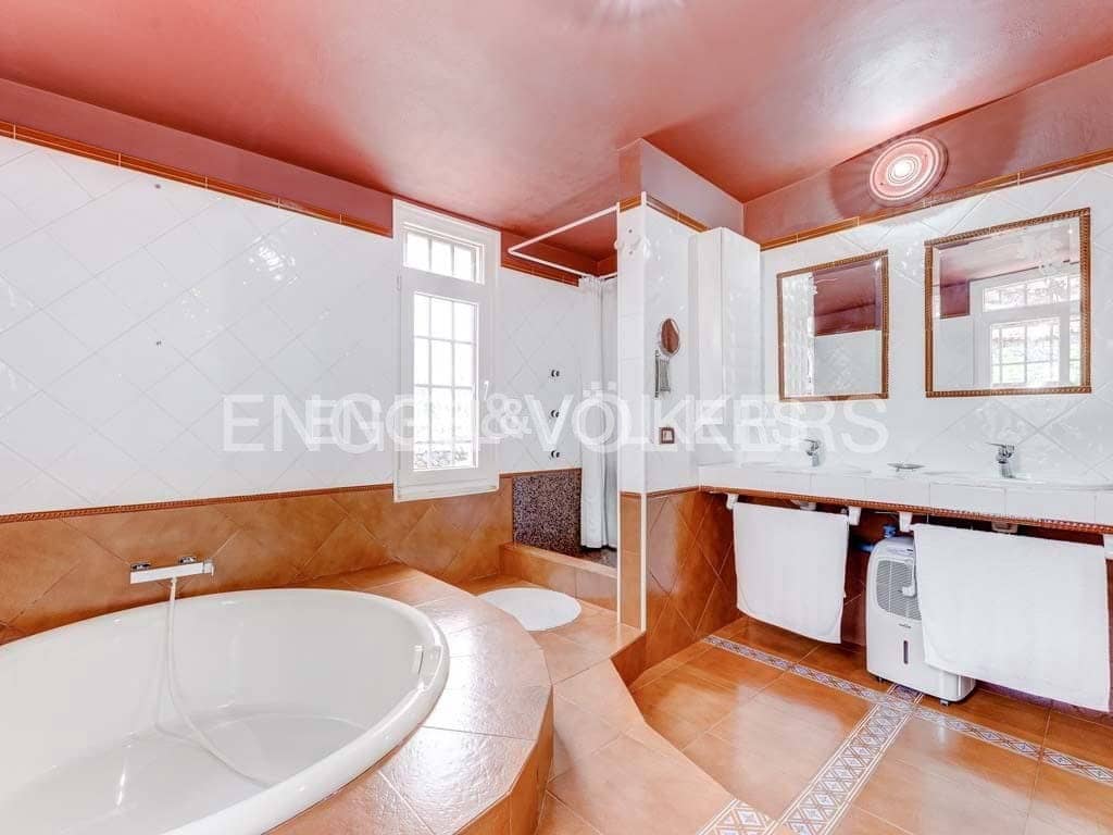 5 soveværelse Villa til salg i Santiago del Teide med garage - € 995.000 (Ref: 8535991)