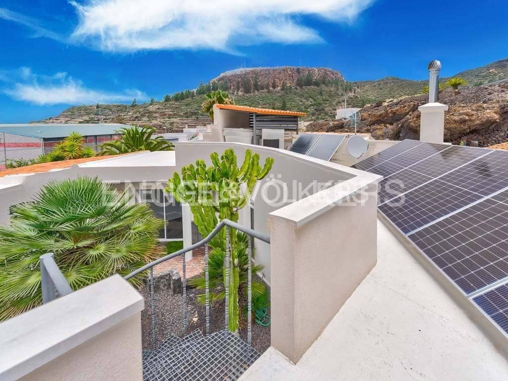 5 soveværelse Villa til salg i Santiago del Teide med garage - € 995.000 (Ref: 8535991)