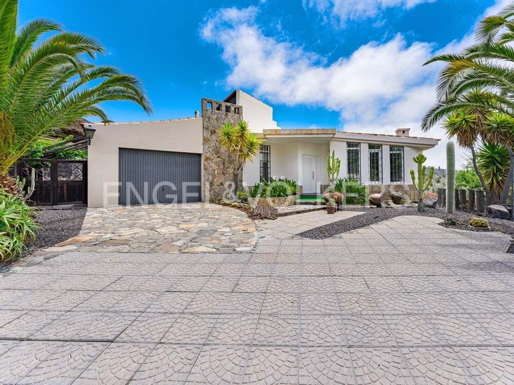 5 chambre Villa/Maison à vendre à Santiago del Teide avec garage - 995 000 € (Ref: 8535991)