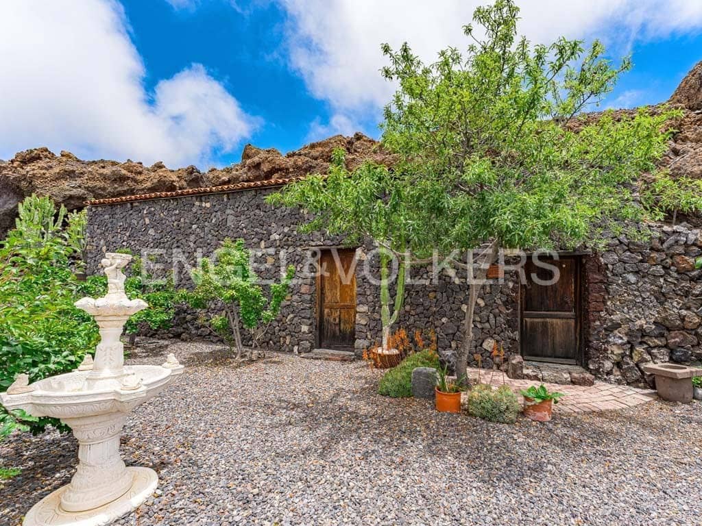 5 chambre Villa/Maison à vendre à Santiago del Teide avec garage - 995 000 € (Ref: 8535991)