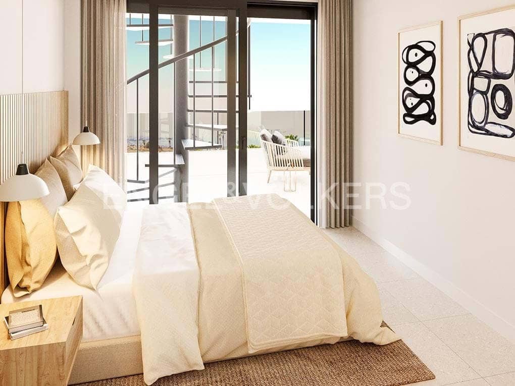 2 slaapkamer Appartement te koop in El Madronal met zwembad - € 580.000 (Ref: 8703183)