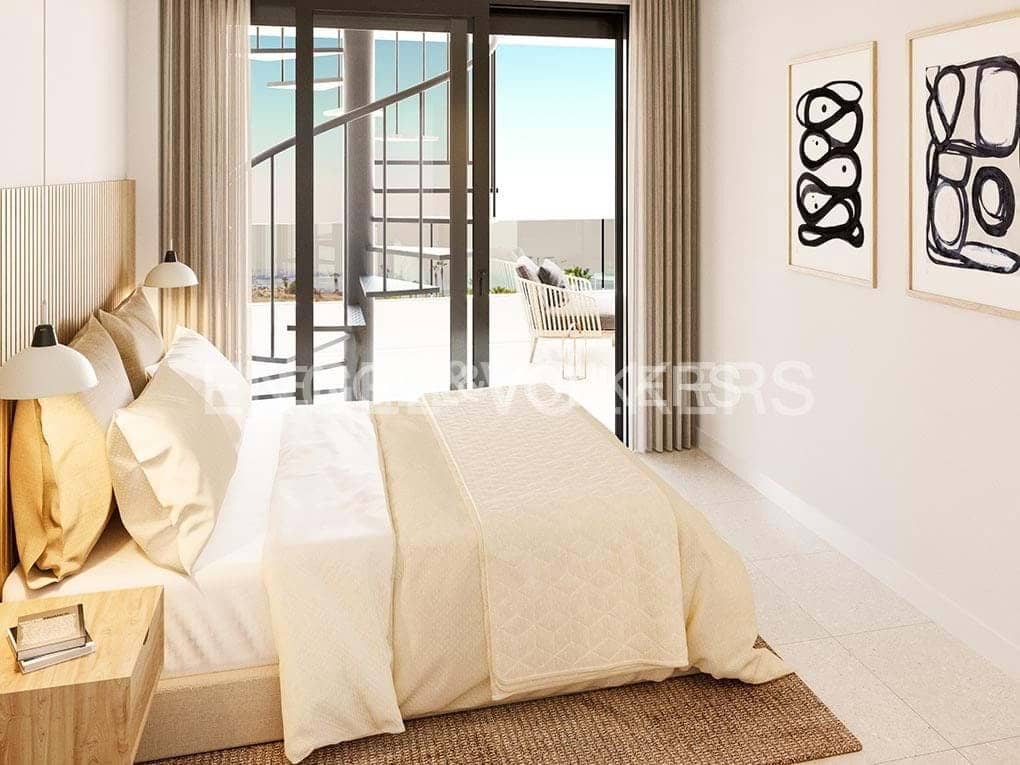 3 bedroom Apartment for sale in El Madronal with pool - € 700,000 (Ref: 8703184)