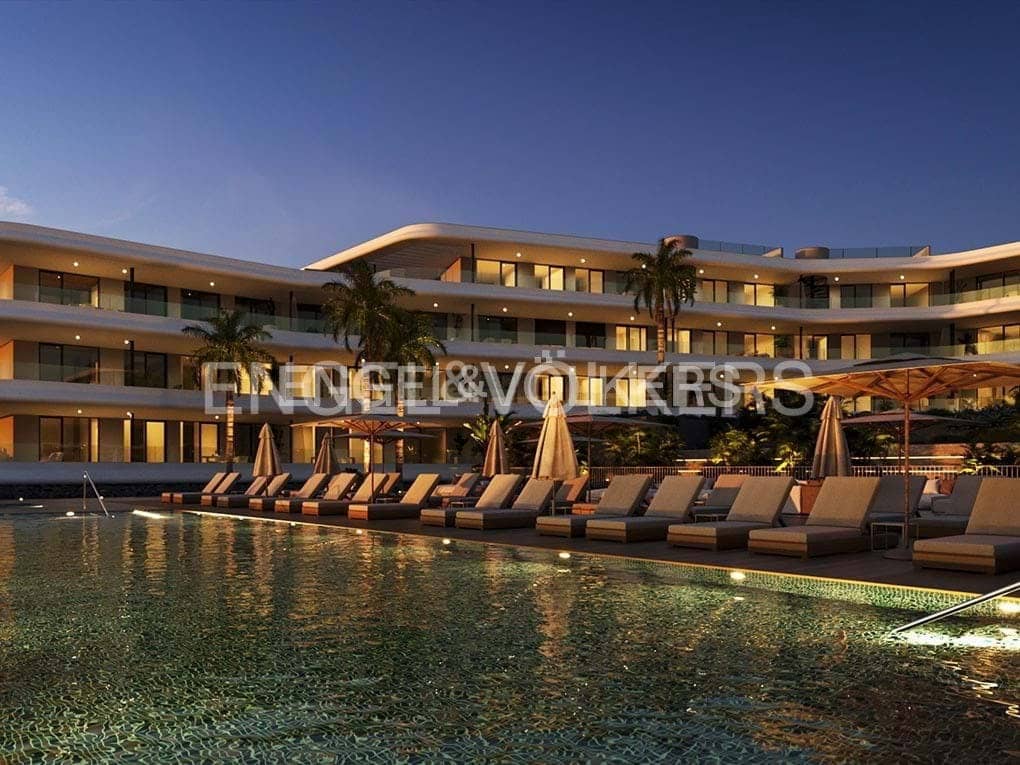 3 bedroom Apartment for sale in El Madronal with pool - € 700,000 (Ref: 8703184)