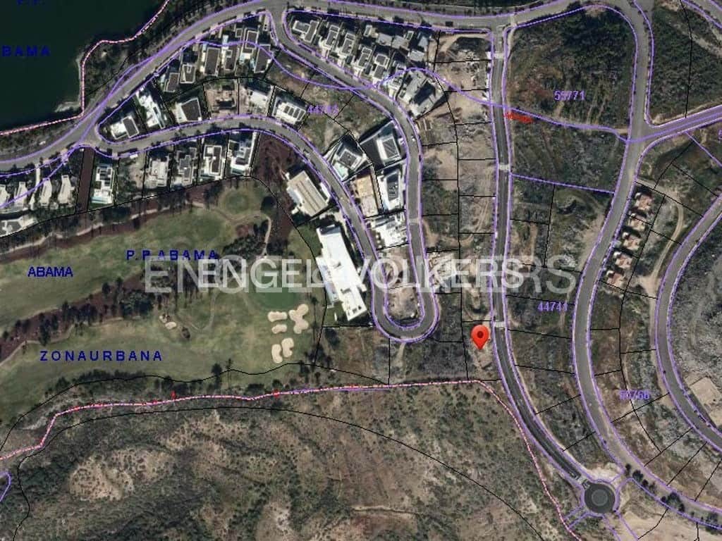 Mark till salu i Guia de Isora - 2 450 000 € (Ref: 8703186)