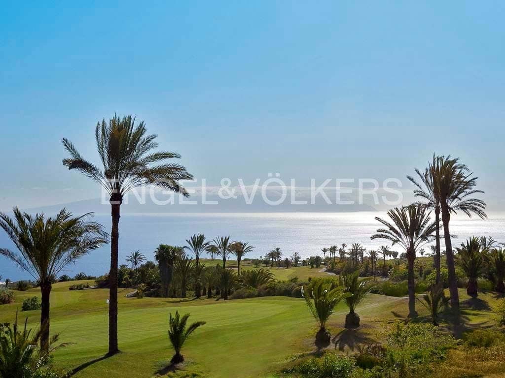 Mark till salu i Guia de Isora - 2 450 000 € (Ref: 8703186)