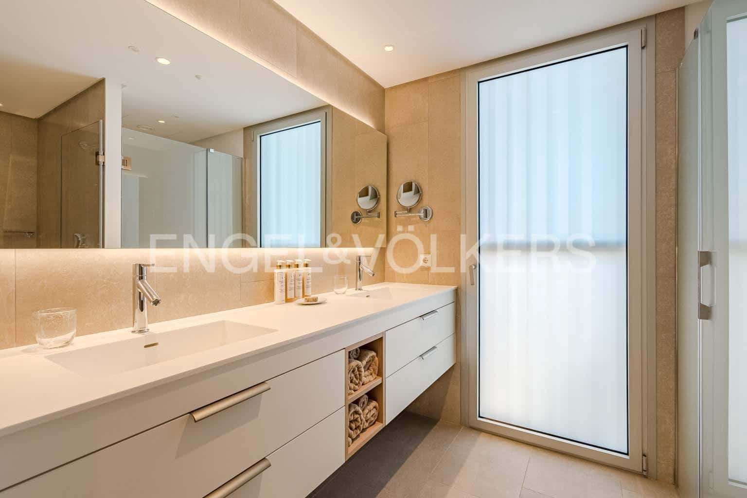 3 soverom Leilighet til salgs i Guia de Isora med svømmebasseng - € 1 983 000 (Ref: 8754006)