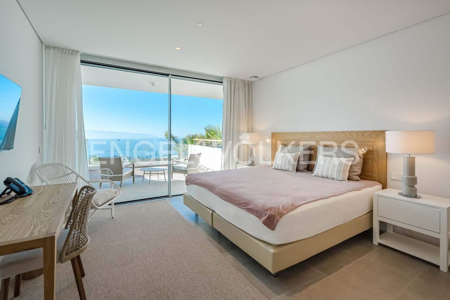 3 soverom Leilighet til salgs i Guia de Isora med svømmebasseng - € 1 983 000 (Ref: 8754006)