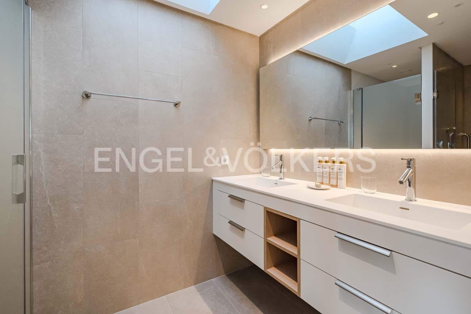 3 soverom Leilighet til salgs i Guia de Isora med svømmebasseng - € 1 983 000 (Ref: 8754006)