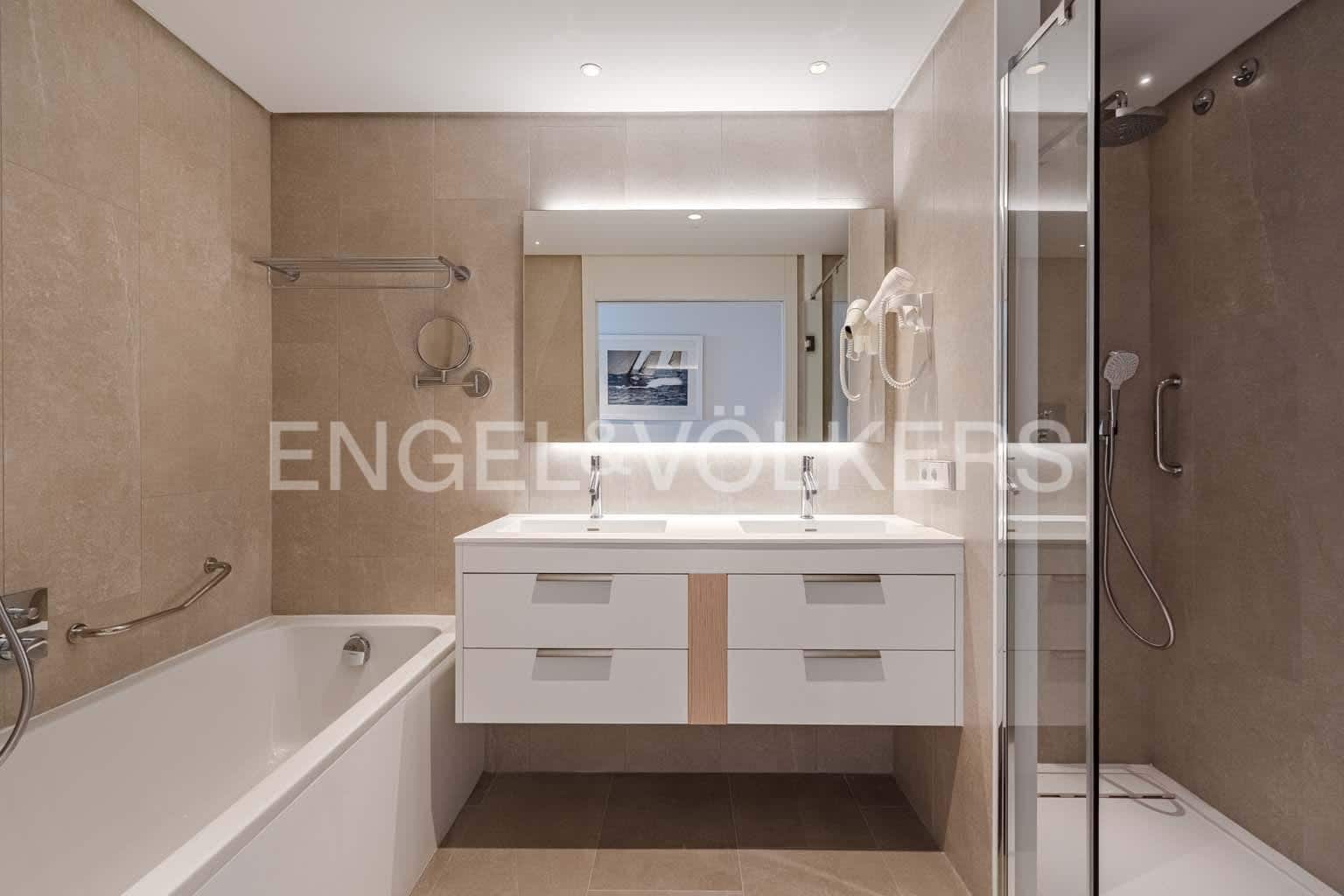 3 soverom Leilighet til salgs i Guia de Isora med svømmebasseng - € 1 983 000 (Ref: 8754006)