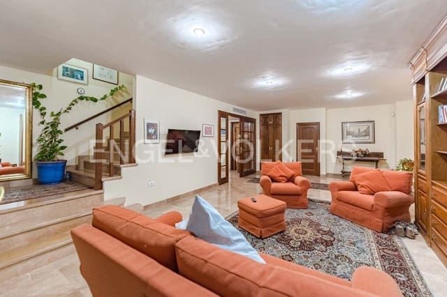 4 soveværelse Villa til salg i Los Gigantes, Santiago del Teide med garage - € 1.400.000 (Ref: 8781944)