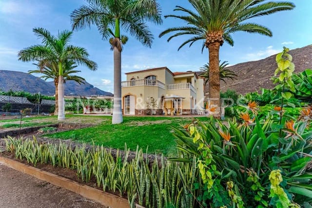4 soveværelse Villa til salg i Los Gigantes, Santiago del Teide med garage - € 1.400.000 (Ref: 8781944)