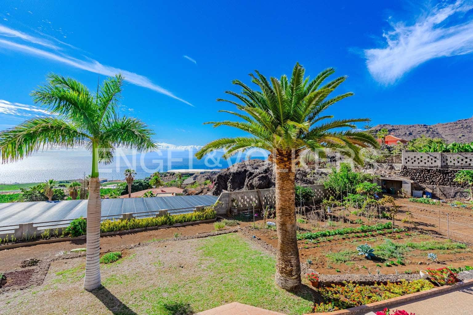 4 soveværelse Villa til salg i Los Gigantes med garage - € 1.400.000 (Ref: 8781944)