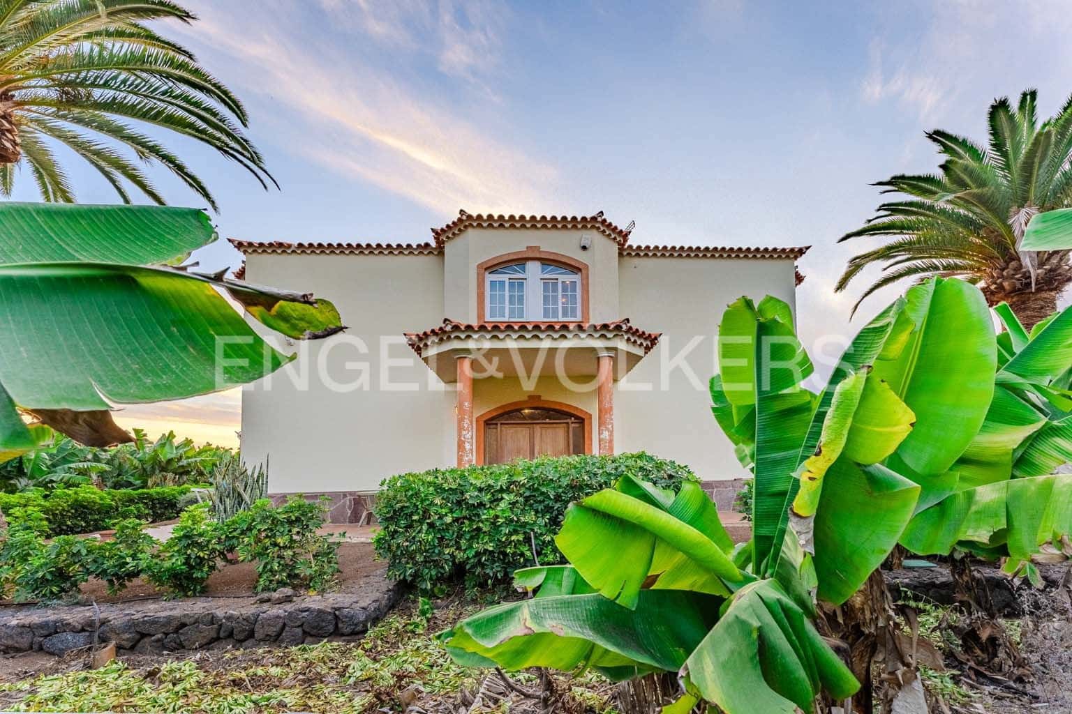 4 soveværelse Villa til salg i Los Gigantes med garage - € 1.400.000 (Ref: 8781944)