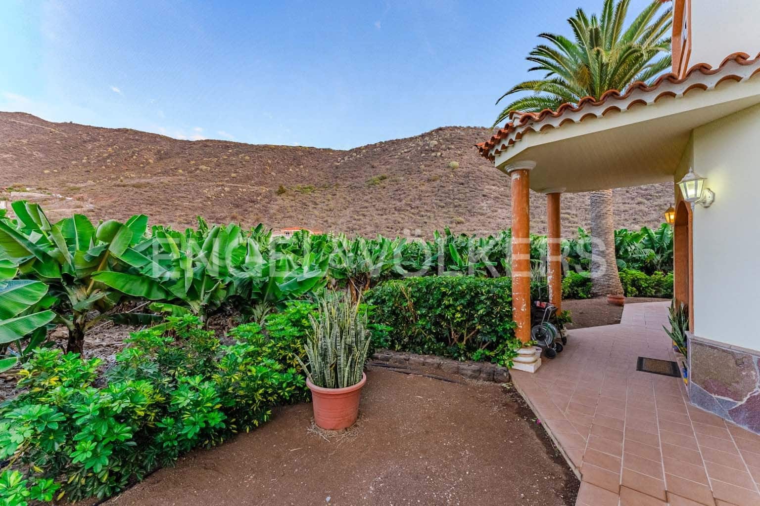 4 soveværelse Villa til salg i Los Gigantes med garage - € 1.400.000 (Ref: 8781944)