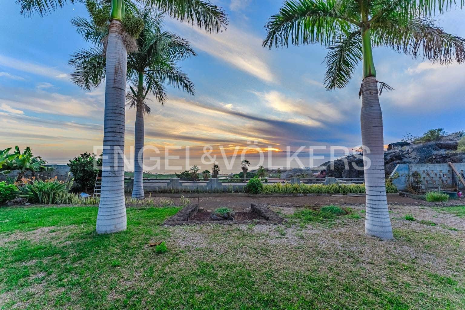 4 soveværelse Villa til salg i Los Gigantes med garage - € 1.400.000 (Ref: 8781944)