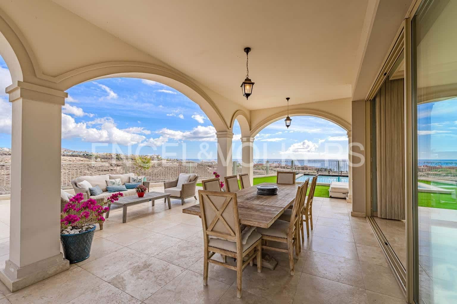 7 soveværelse Villa til salg i Costa Adeje med swimmingpool garage - € 5.950.000 (Ref: 8820541)