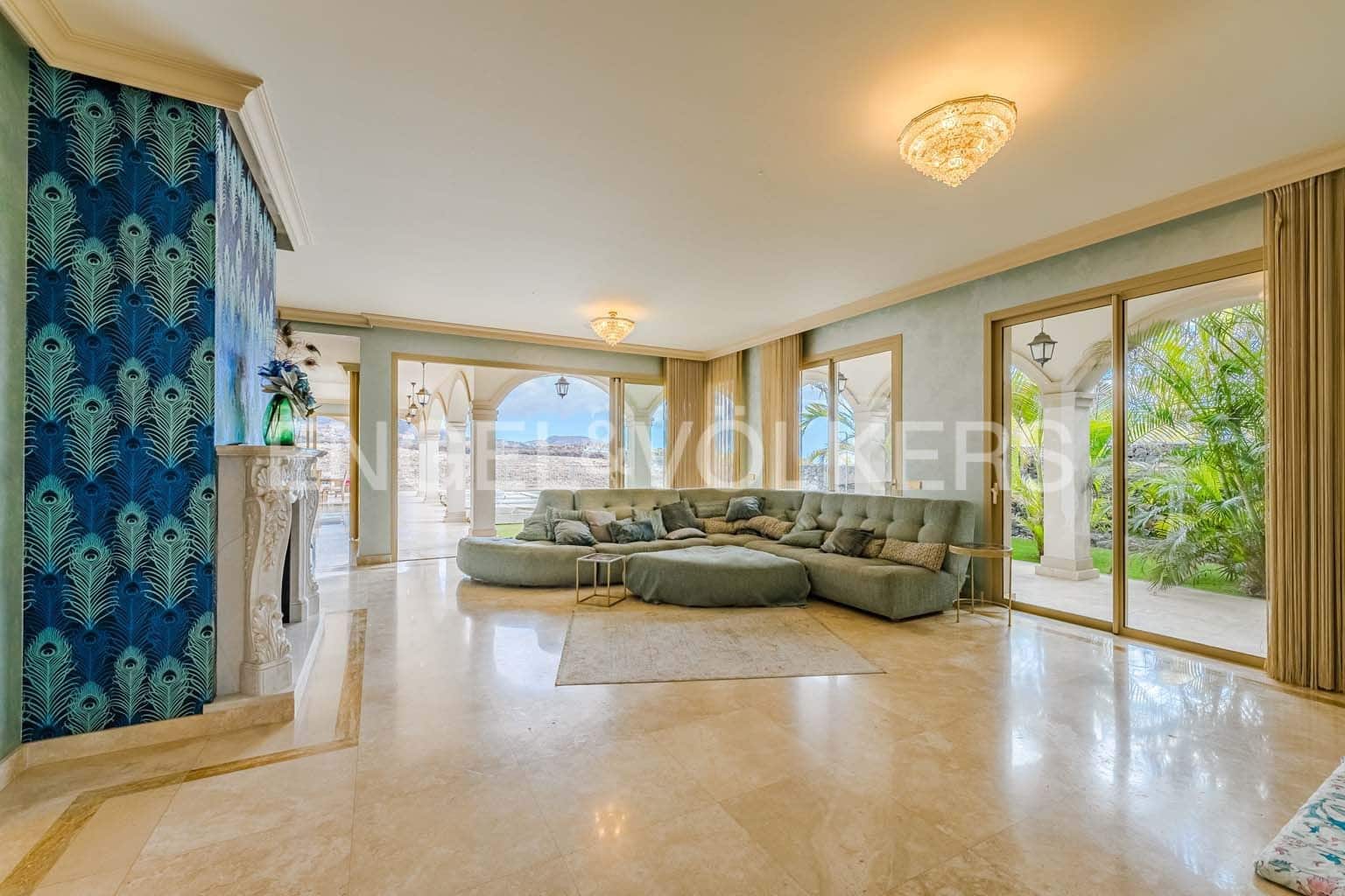 7 soveværelse Villa til salg i Costa Adeje med swimmingpool garage - € 5.950.000 (Ref: 8820541)