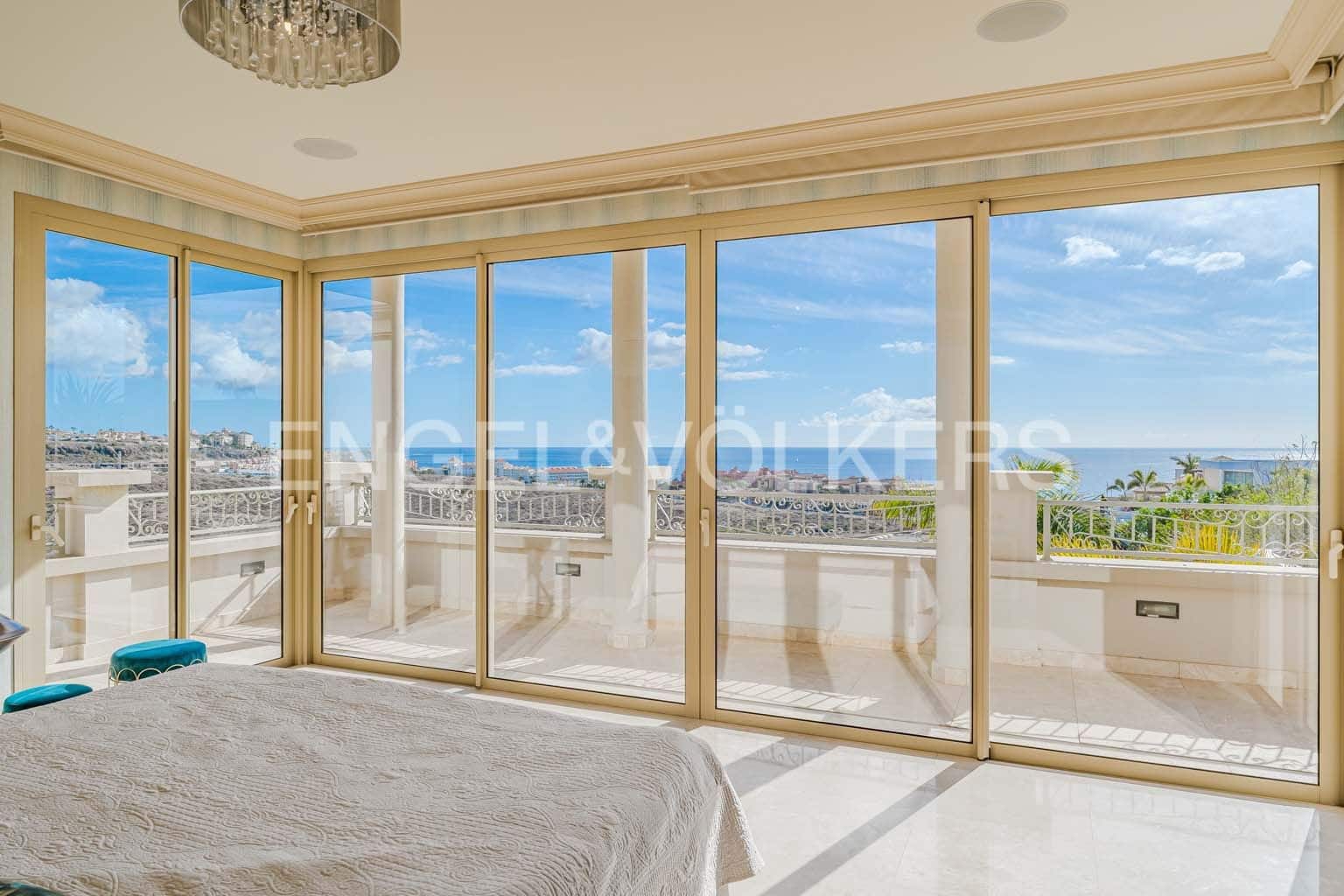 7 soveværelse Villa til salg i Costa Adeje med swimmingpool garage - € 5.950.000 (Ref: 8820541)