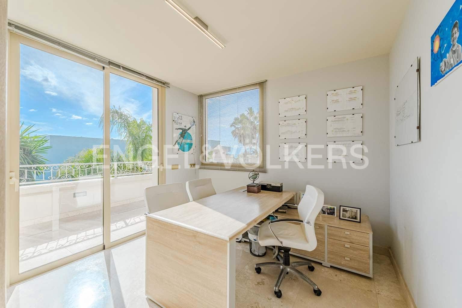 7 soveværelse Villa til salg i Costa Adeje med swimmingpool garage - € 5.950.000 (Ref: 8820541)