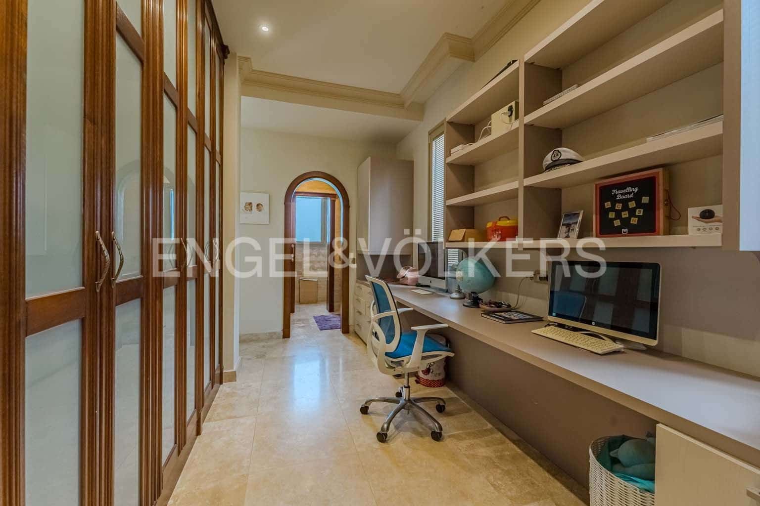 7 soveværelse Villa til salg i Costa Adeje med swimmingpool garage - € 5.950.000 (Ref: 8820541)